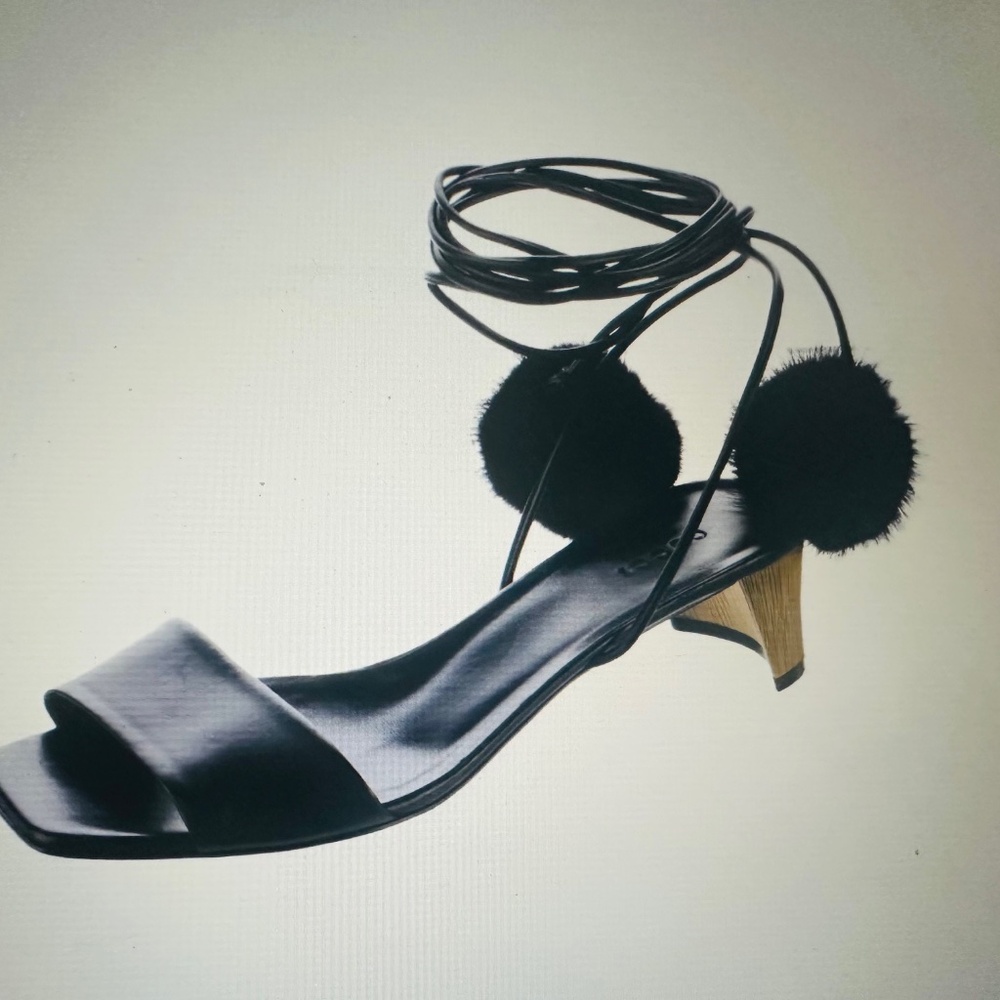 The Gucci Pom Pom Leather Wrap Sandals! - Picture 3 of 6
